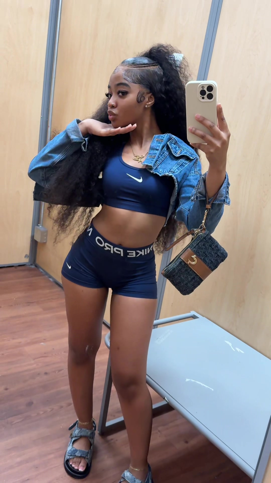 @leoofdaparty