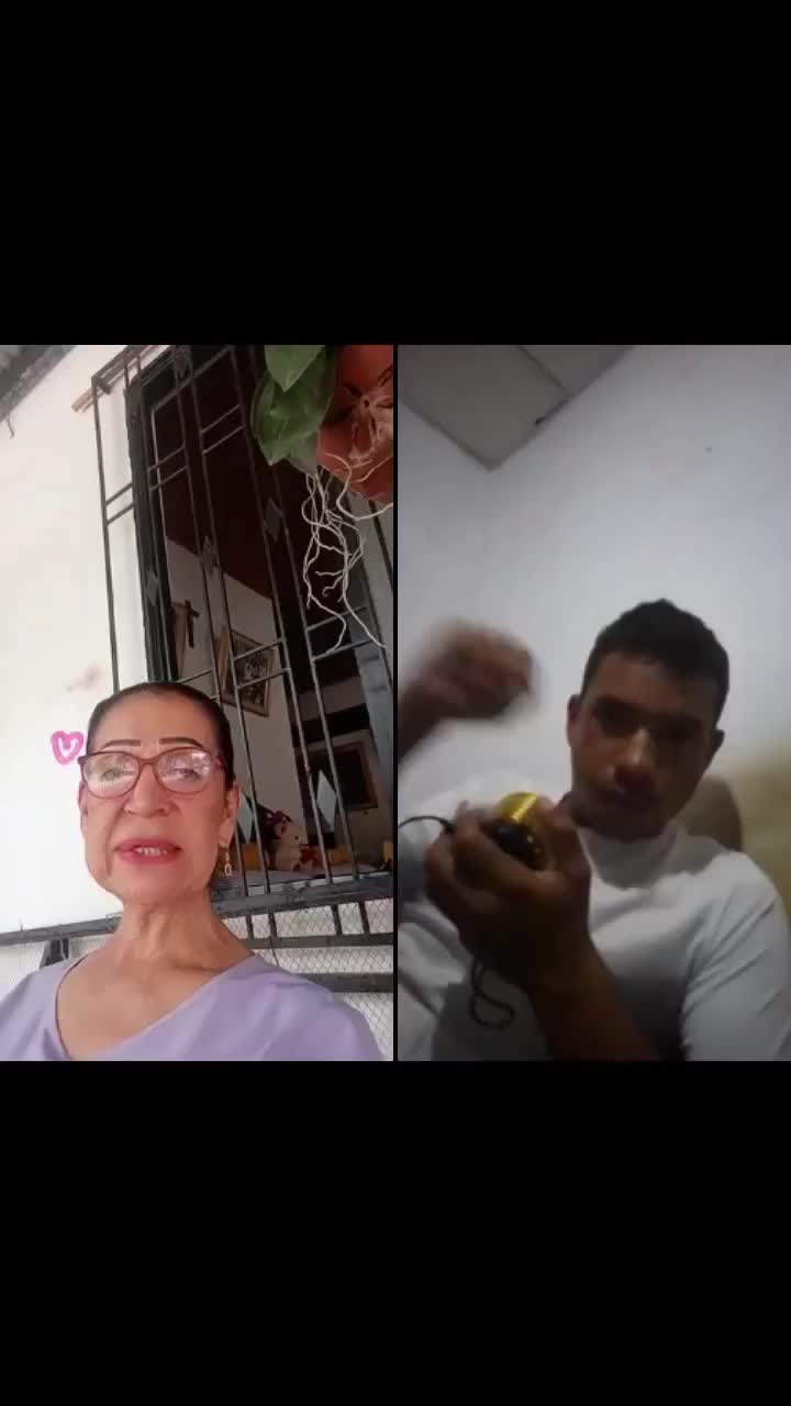 @alemoAlessia Moya Lopez