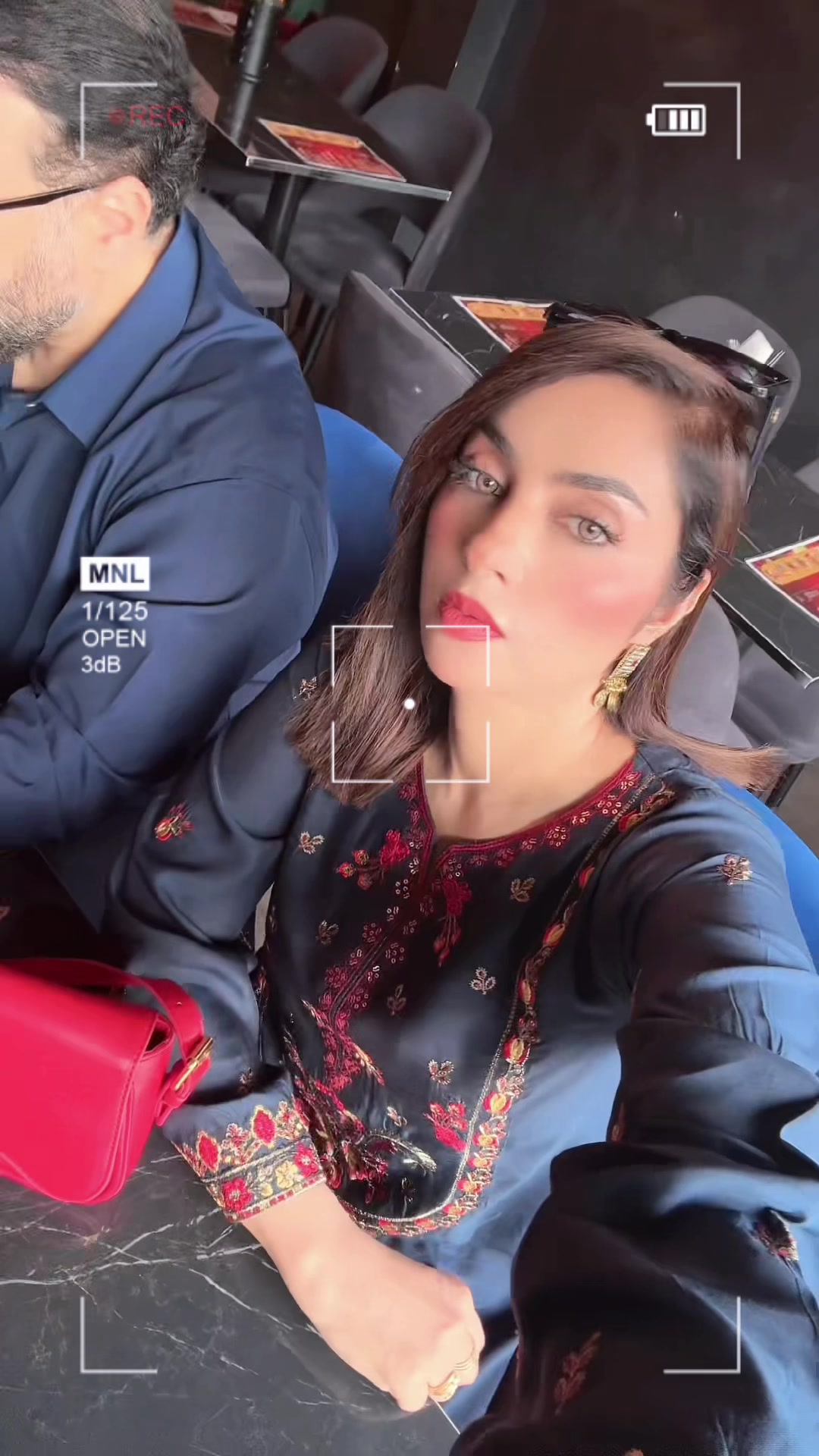 @Fariibutt official