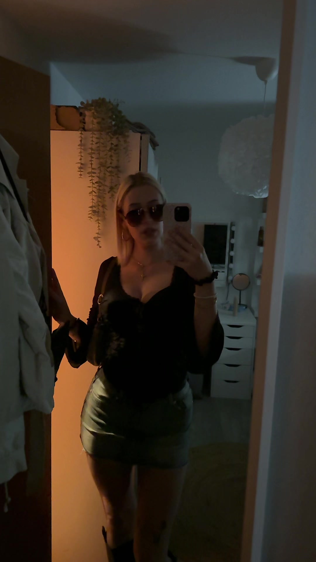 @lena