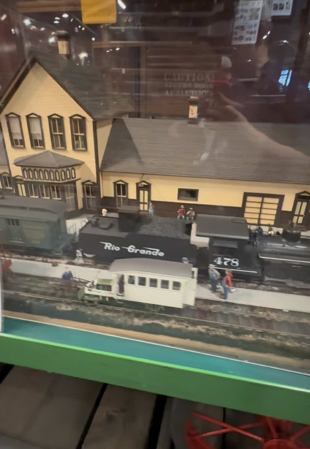 @ShinyRailsLover