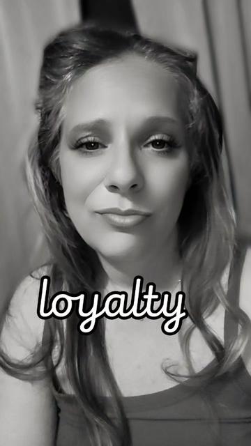 @☄️Christina RoyalQueen☄️