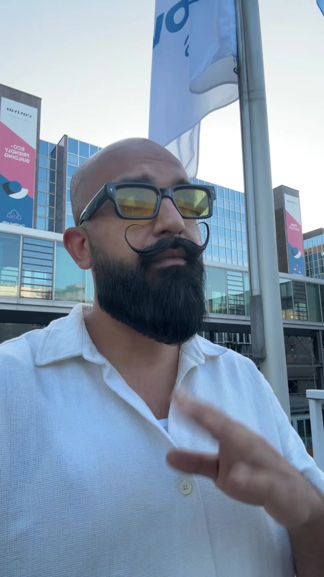 @AIRPORTGUYFFM