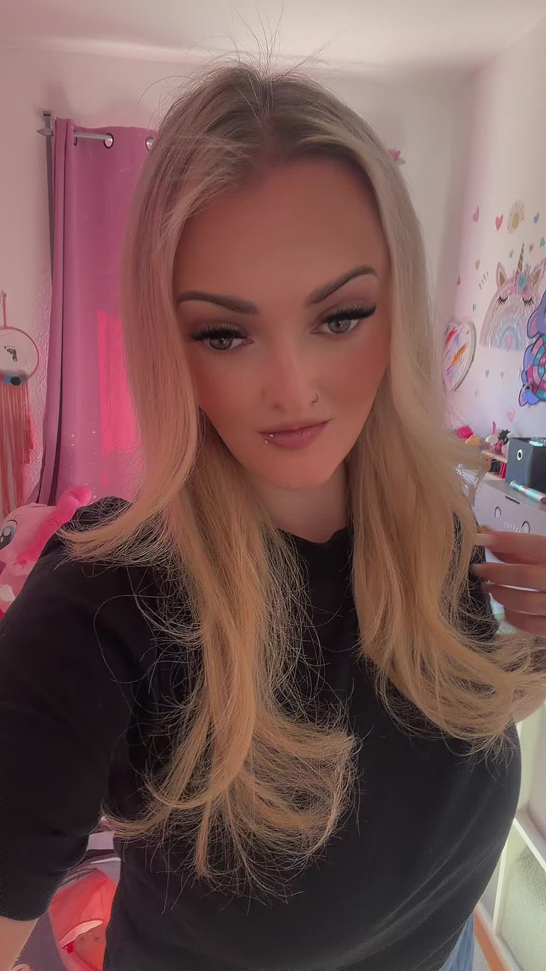 @Alex-Blond