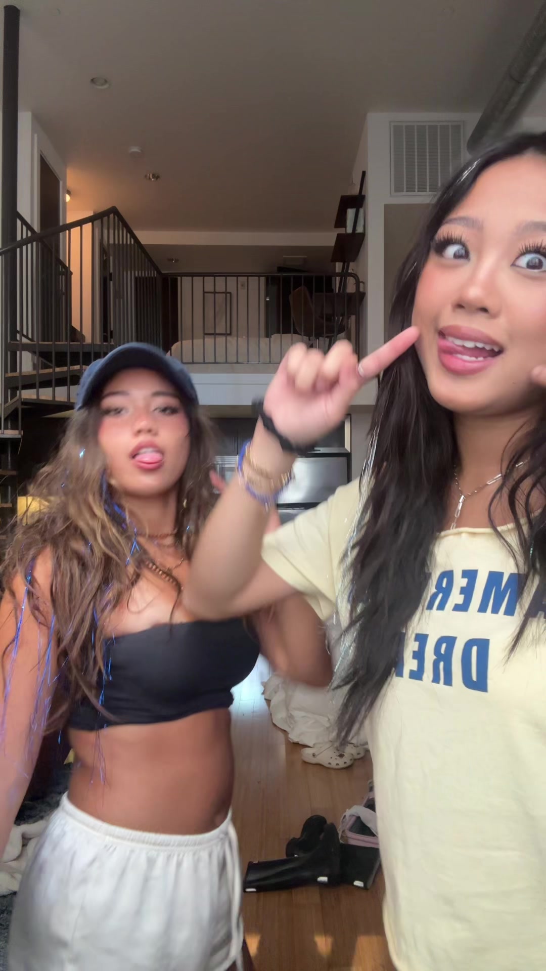 @Tina