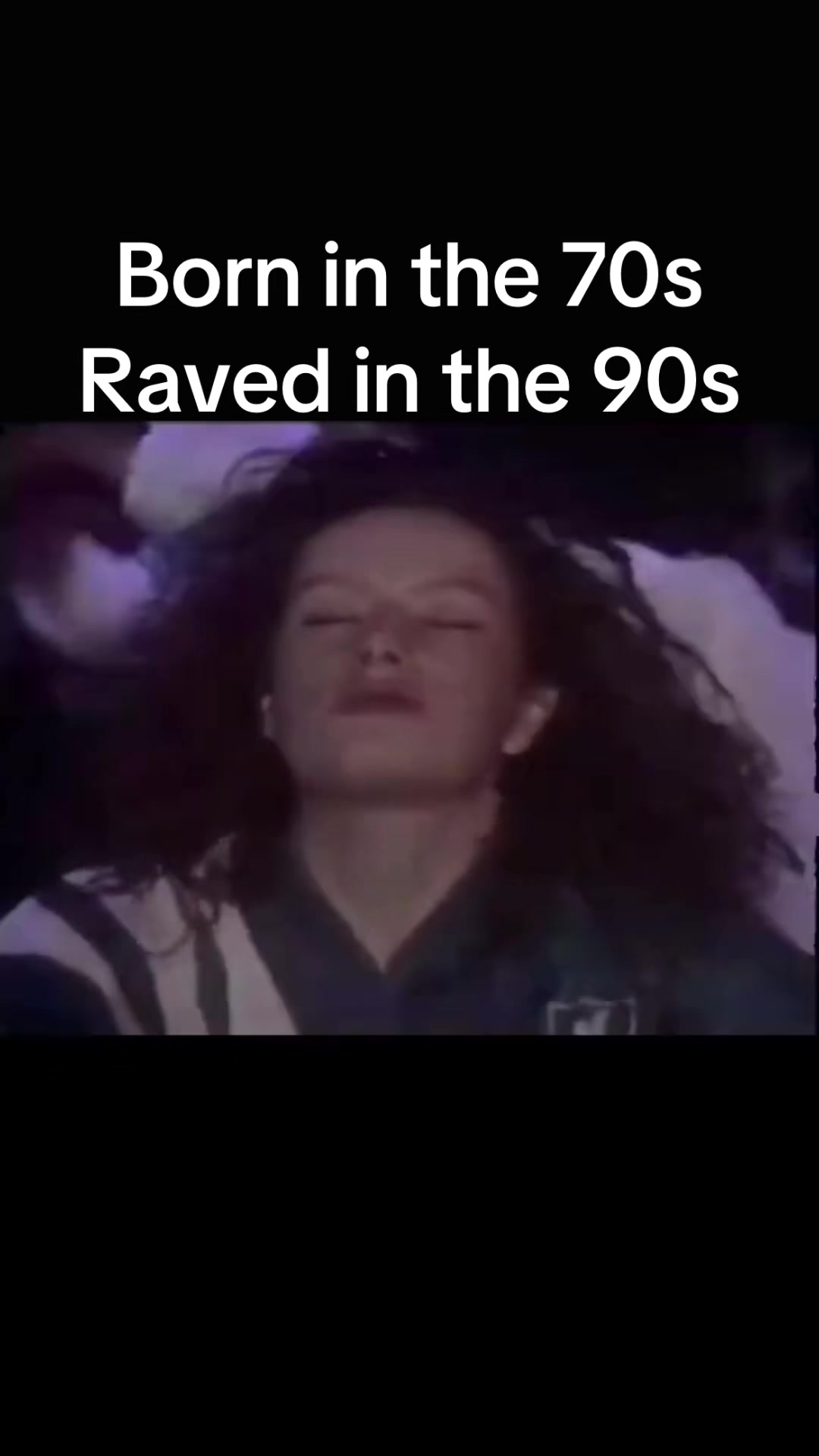 @No Phone 📵 Just Rave🕺