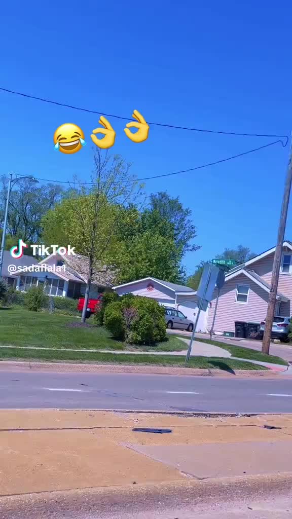 @𝕒𝕗𝕘𝕙𝕒𝕟 🍂 𝕘𝕚𝕣𝕝