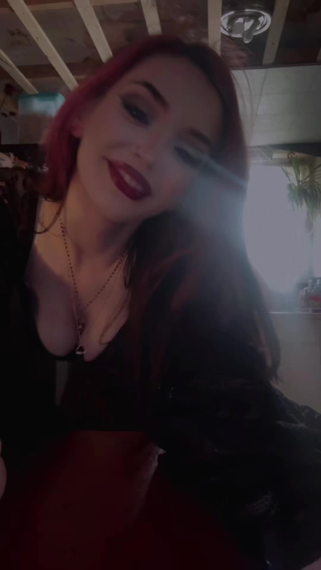 @❦