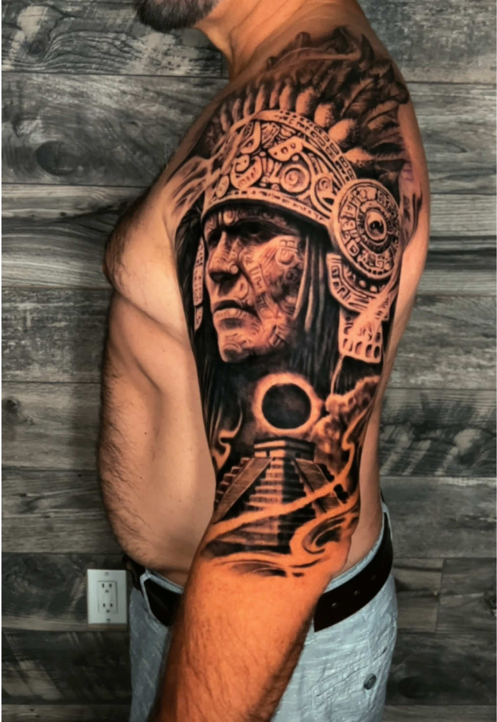 @Rickytatt | tattoo artist