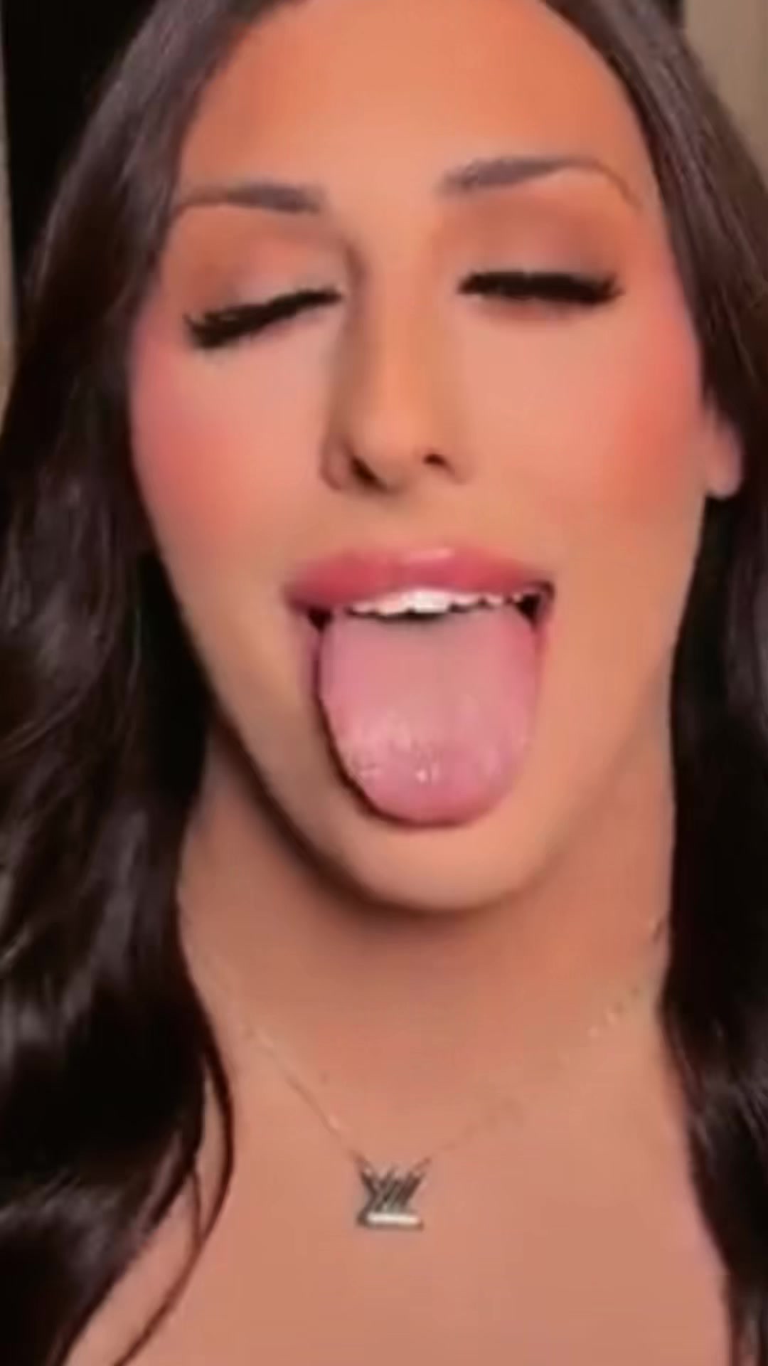 @Nairpod
