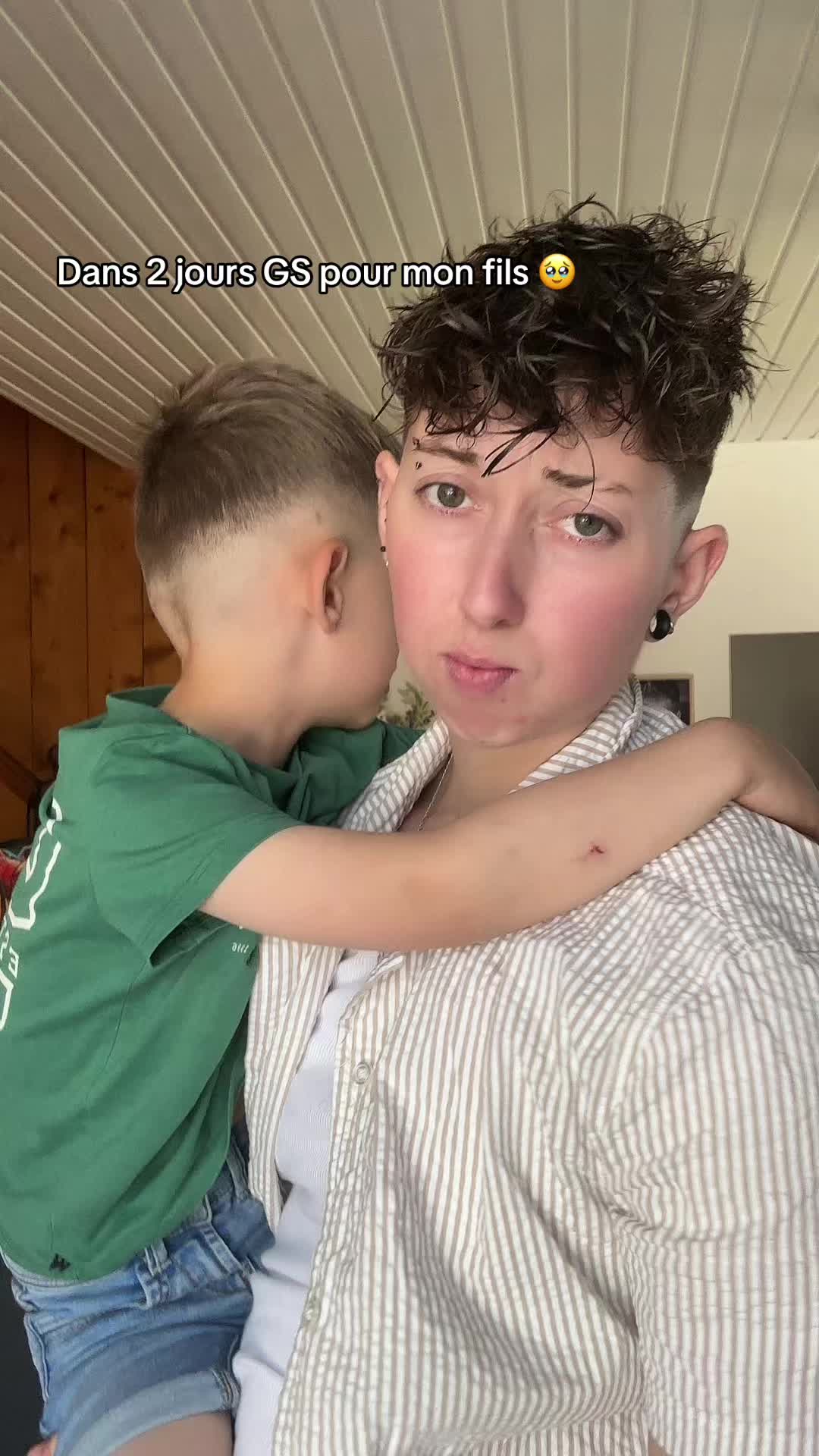 @Ma&euml;va 🖤🩶❤️