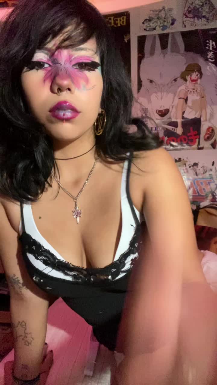 @makeoutradio