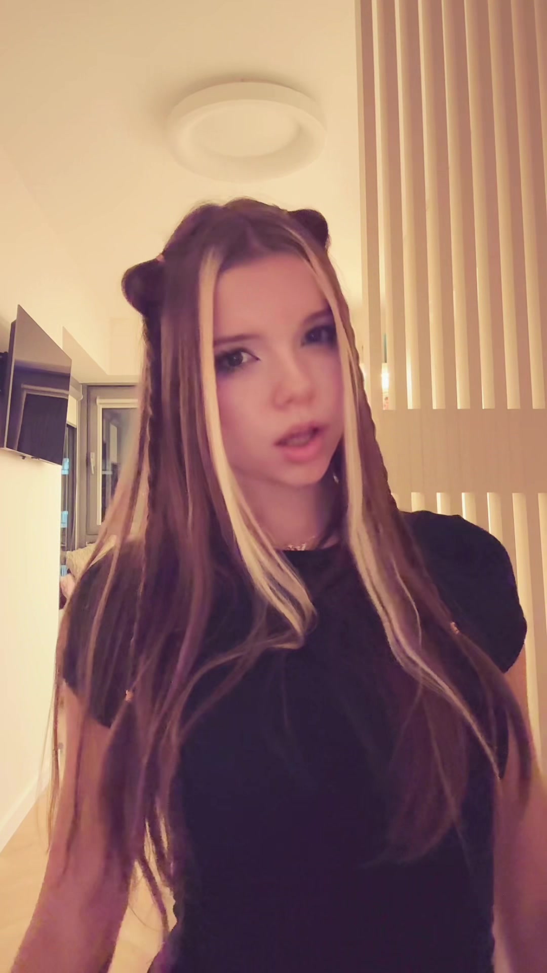 @кроликс 🐰🪽