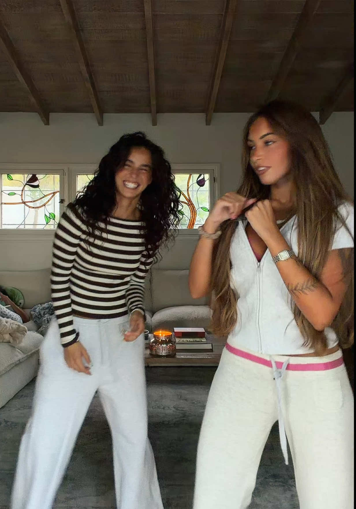 @gabriela moura