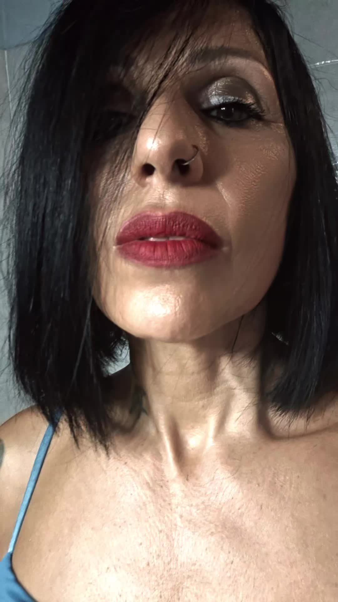 @Luciana