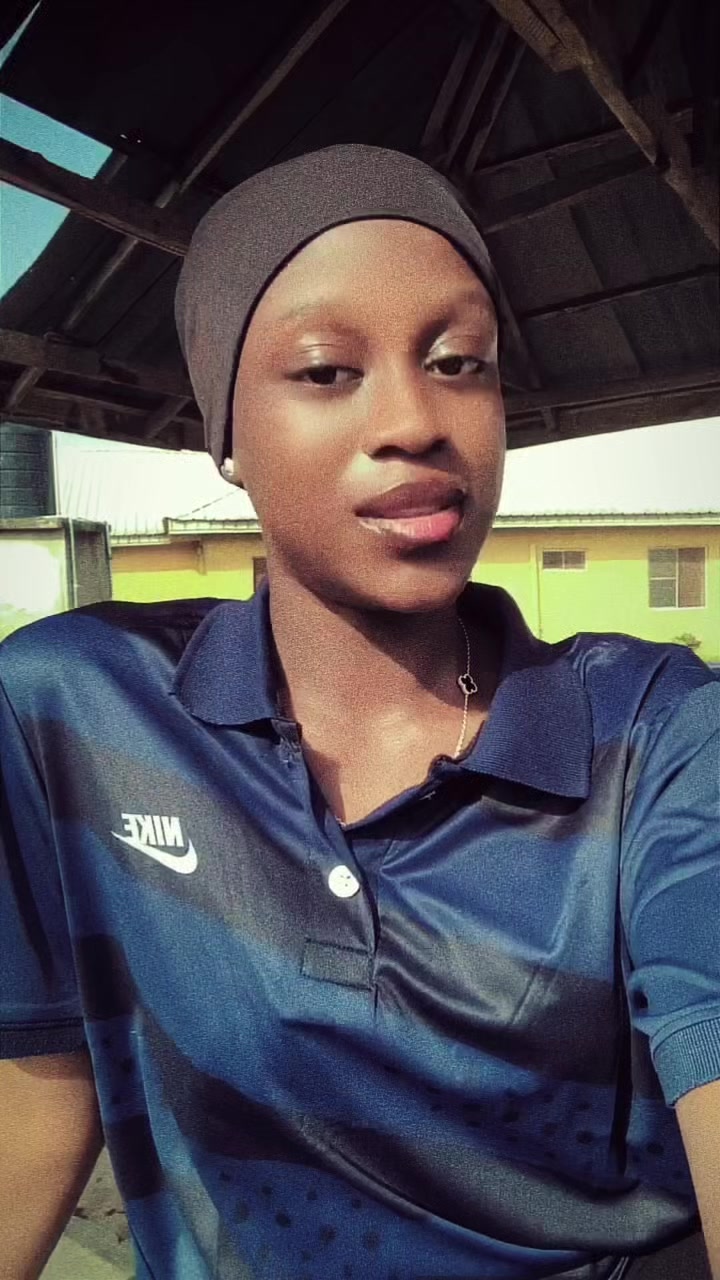 @ALIYAH🥀
