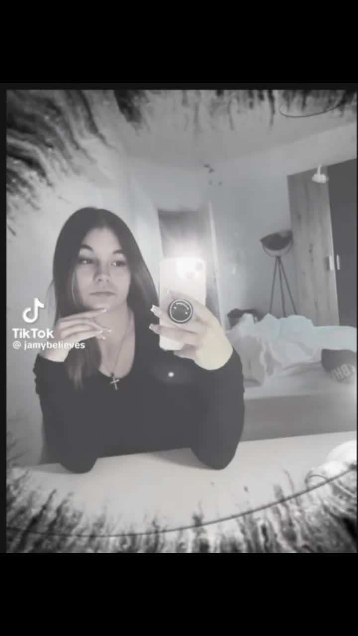 @Mila 💗💖🩷🤍