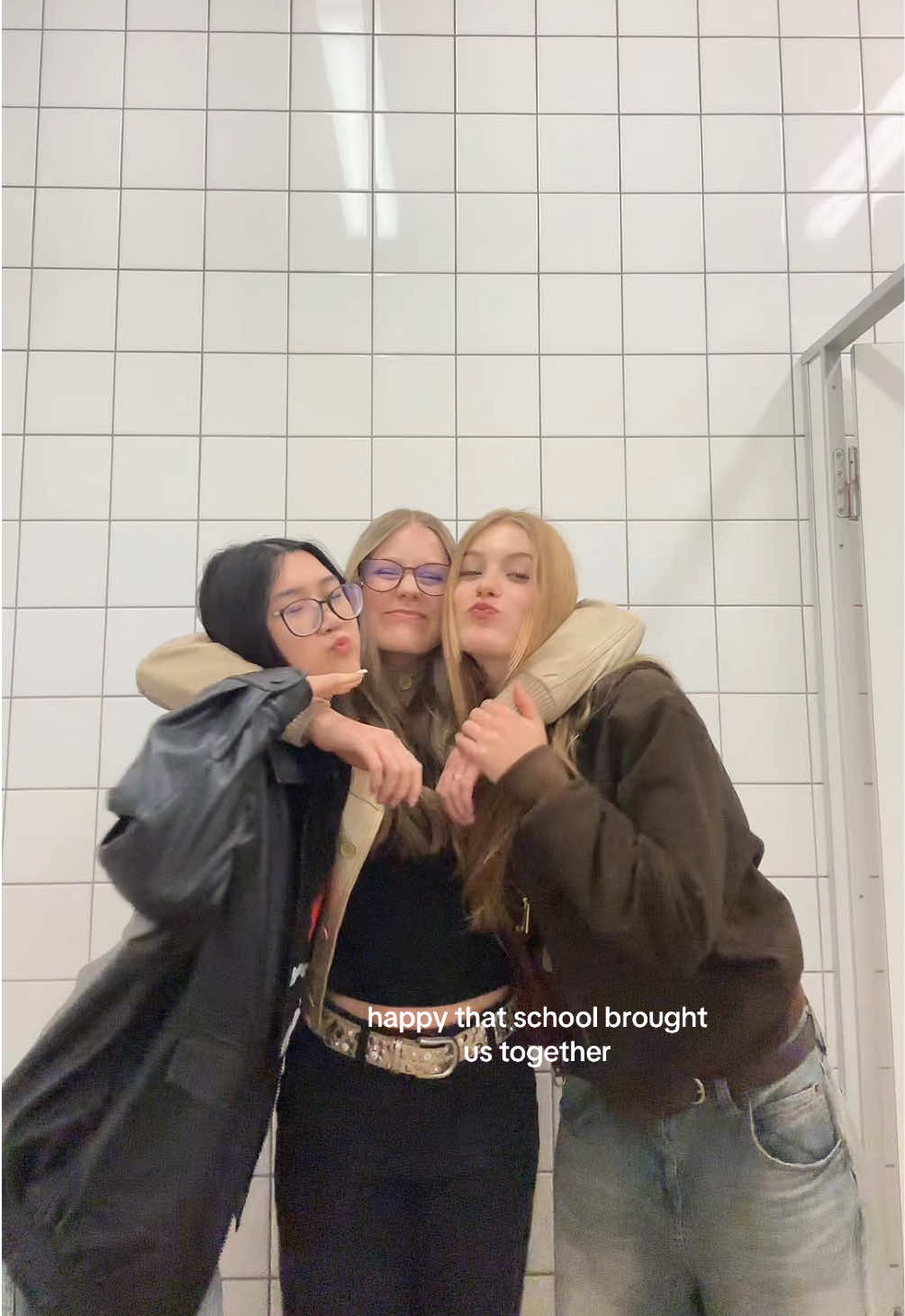 @leni ☁️