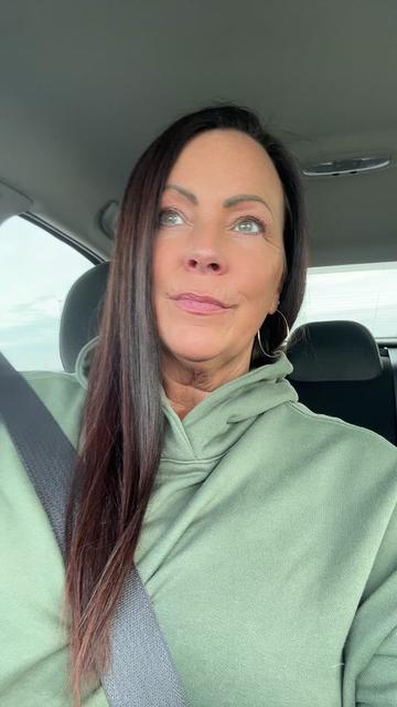 @Girlcop23