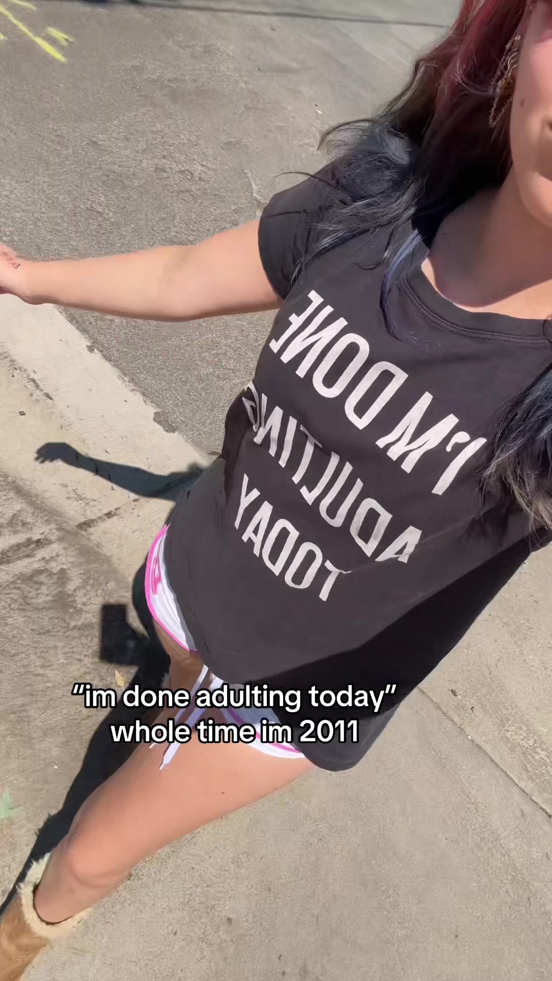 @:3