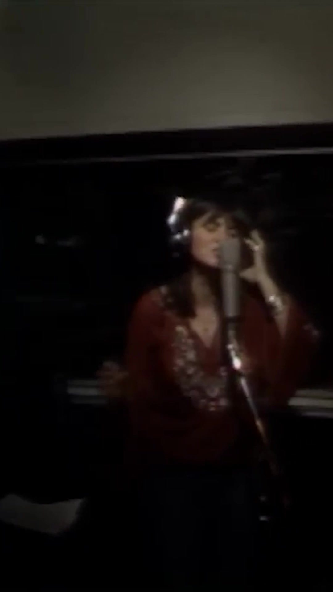 @Linda Ronstadt
