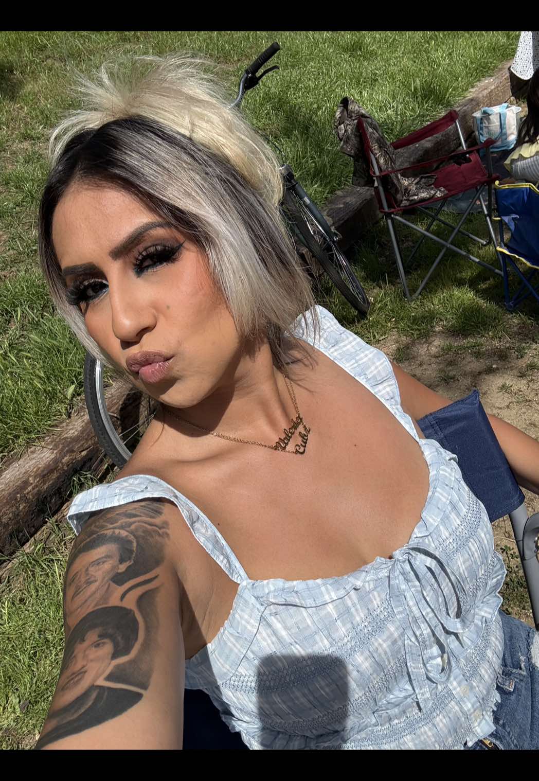 @elleeyezee11