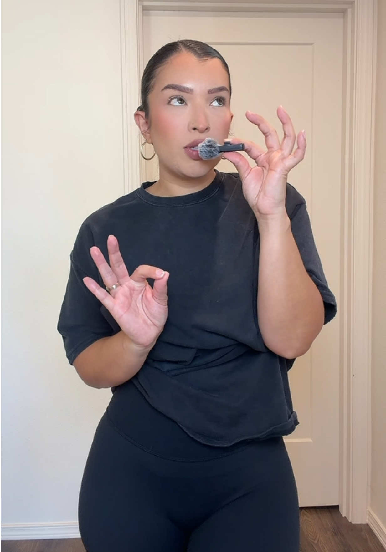 @Ella