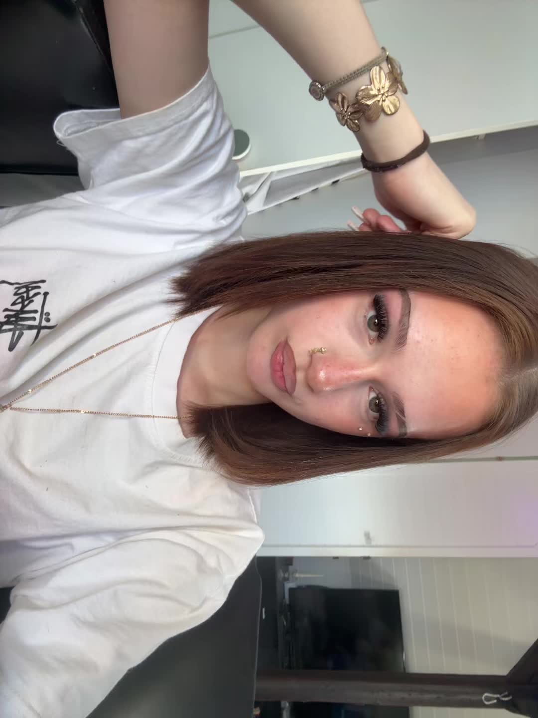 @Mia