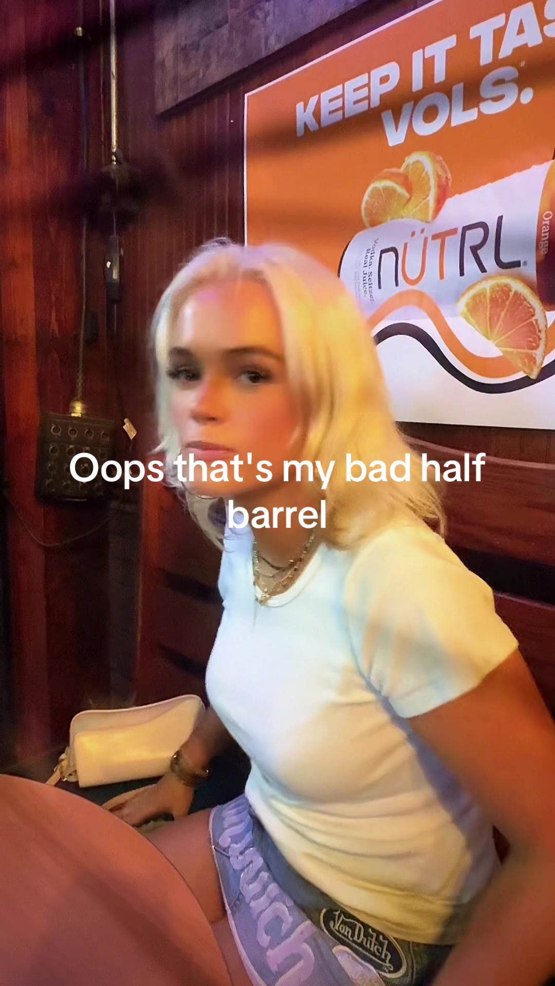 @whitneyagar2
