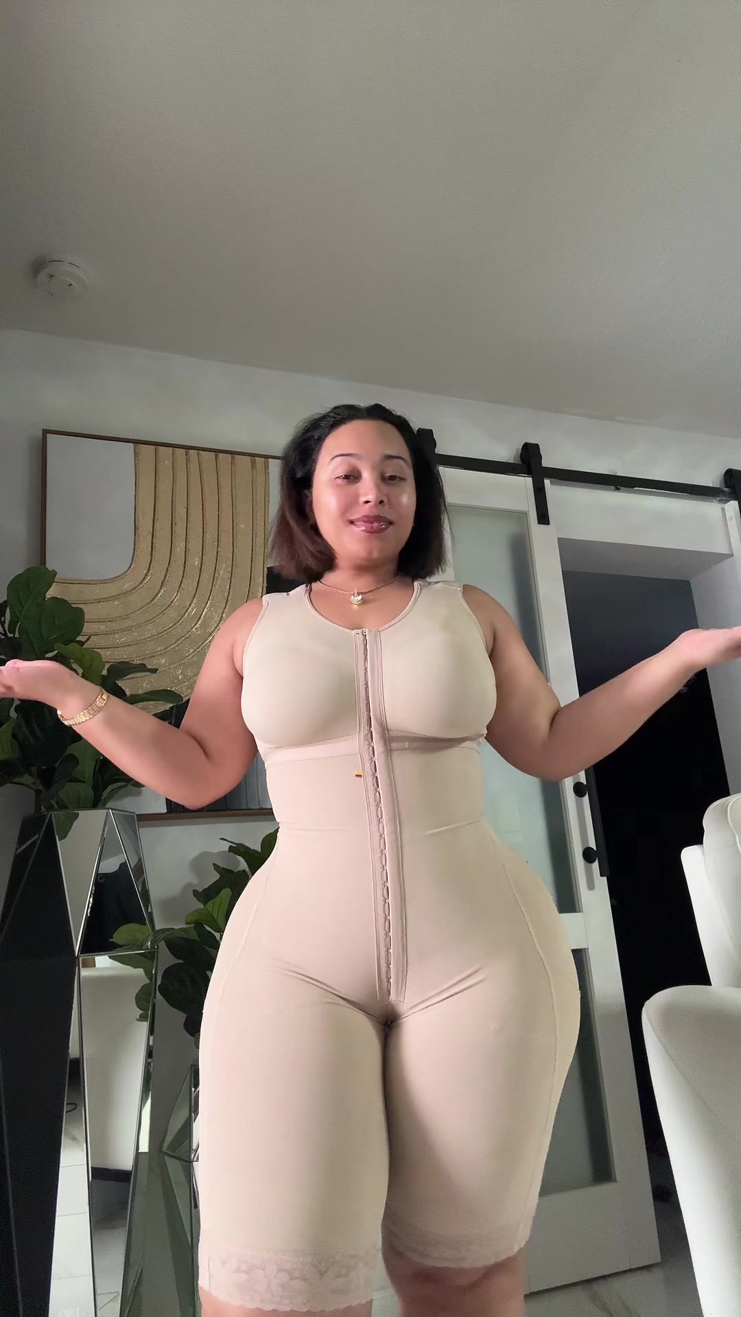 @YourAuntieMoe