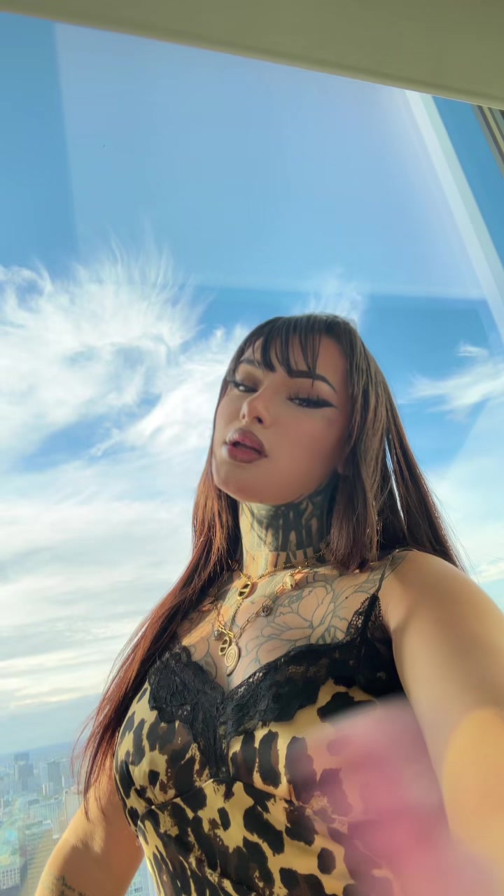 @Baddie_ink