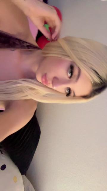 @Allabout.Moxie