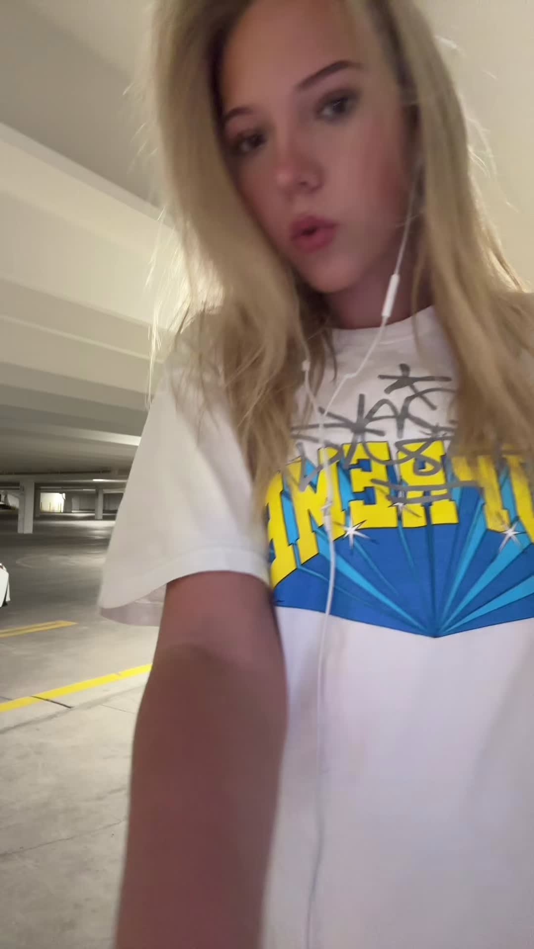 @MK