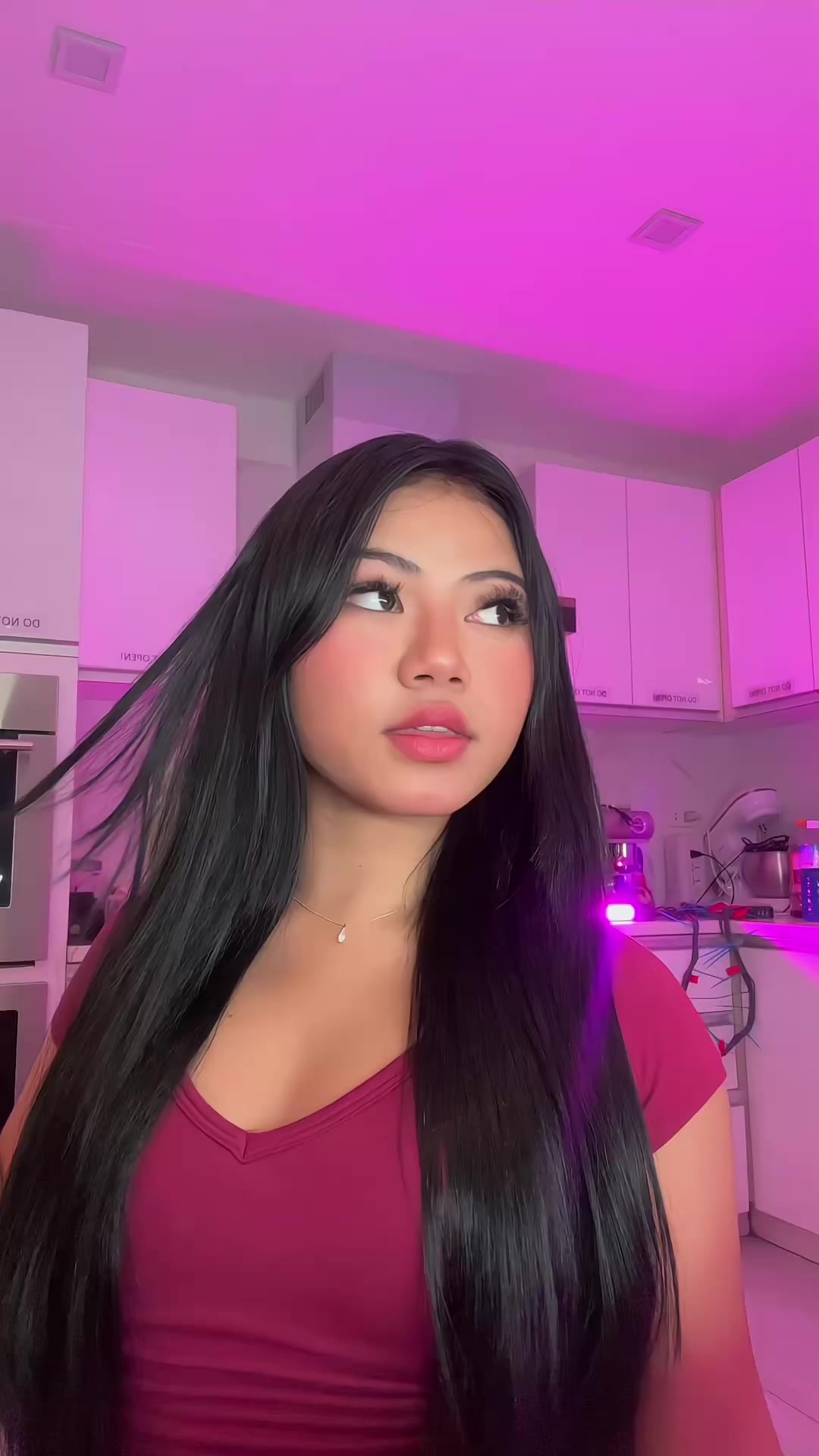 @Ella Dakz