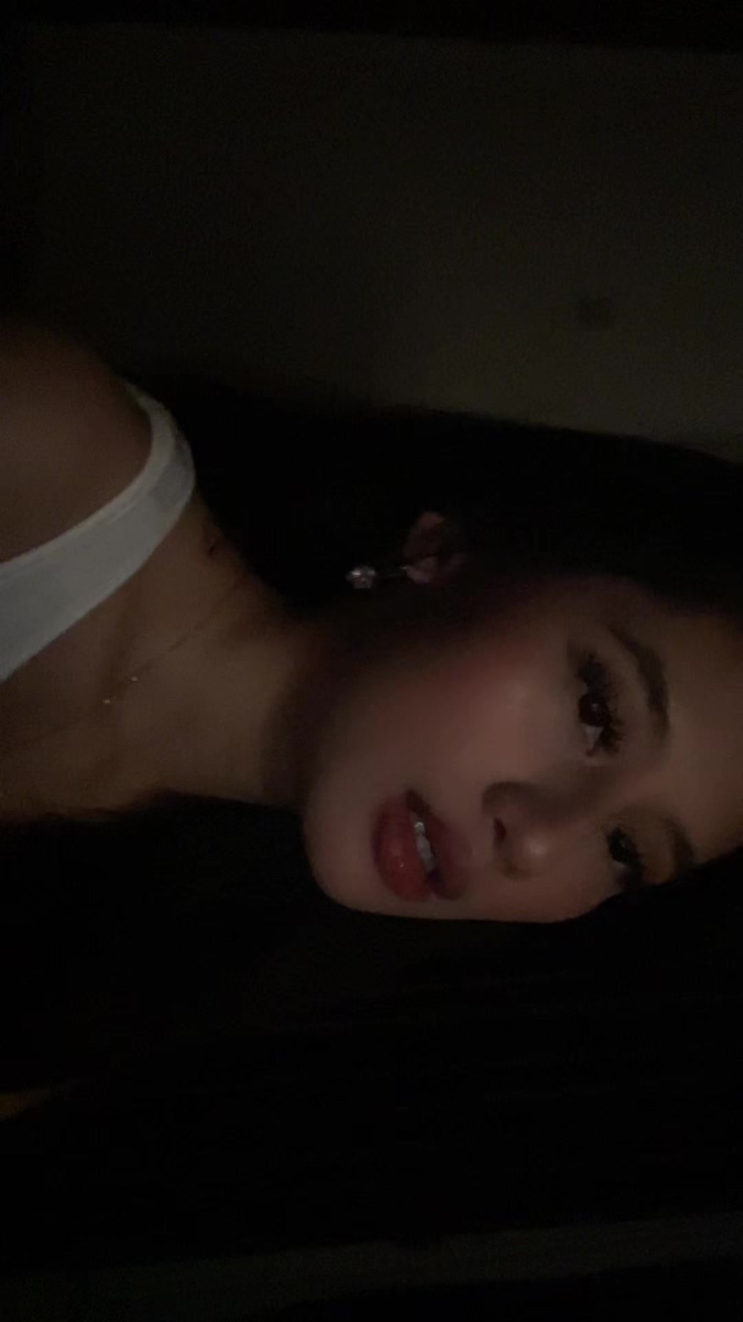 @anya