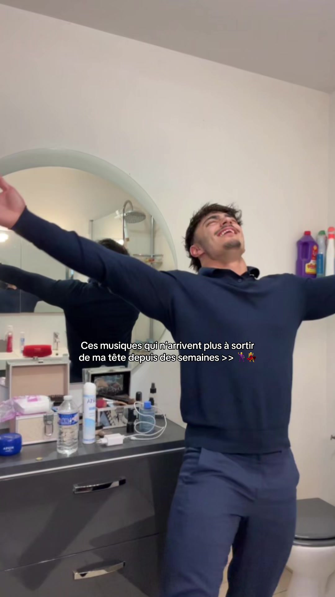 @HakimoRoberto 🇷🇪🇪🇸