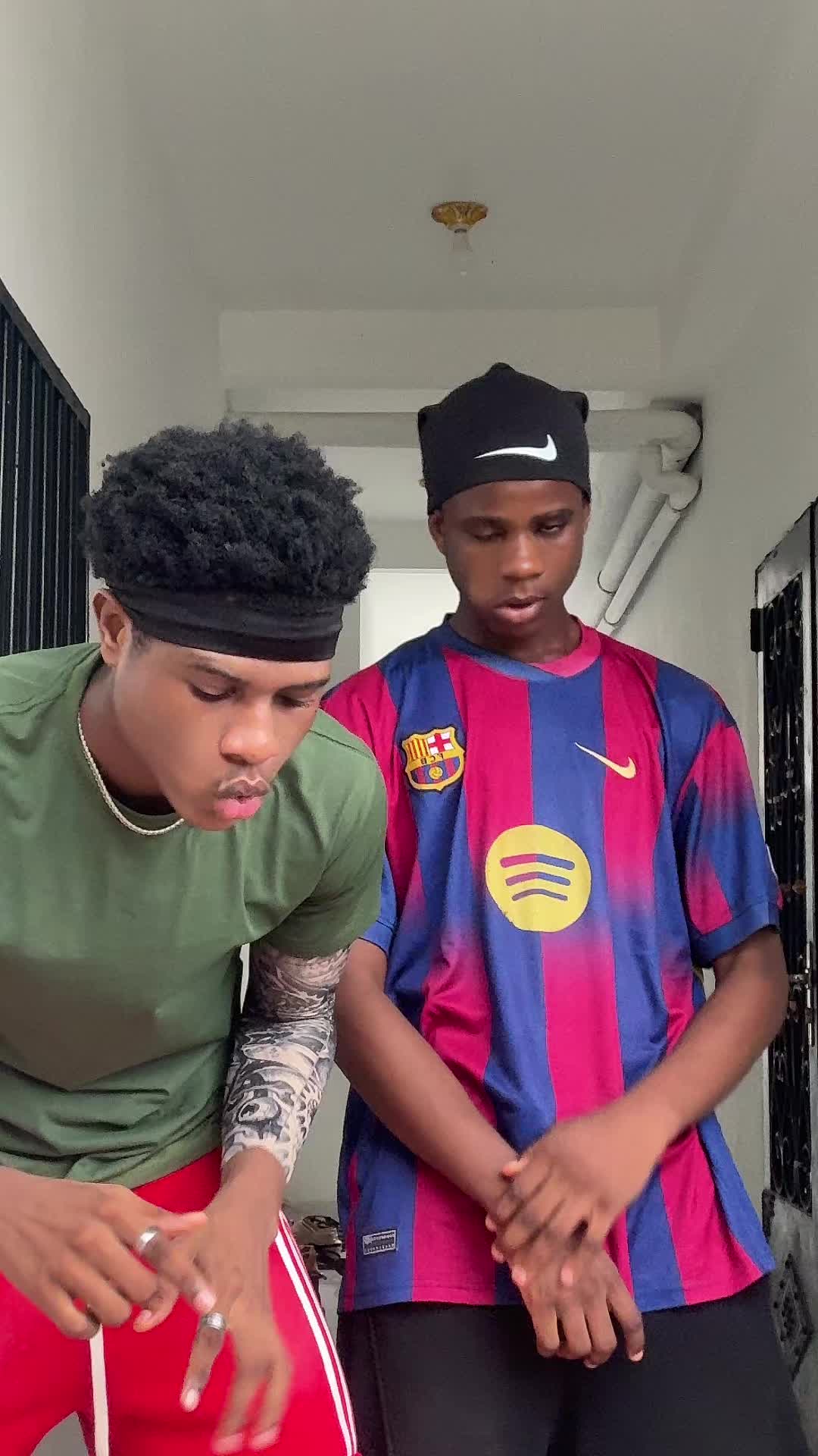 @𝐋𝐎&Iuml;𝐂 𝐀𝐃𝐀𝐌𝐒