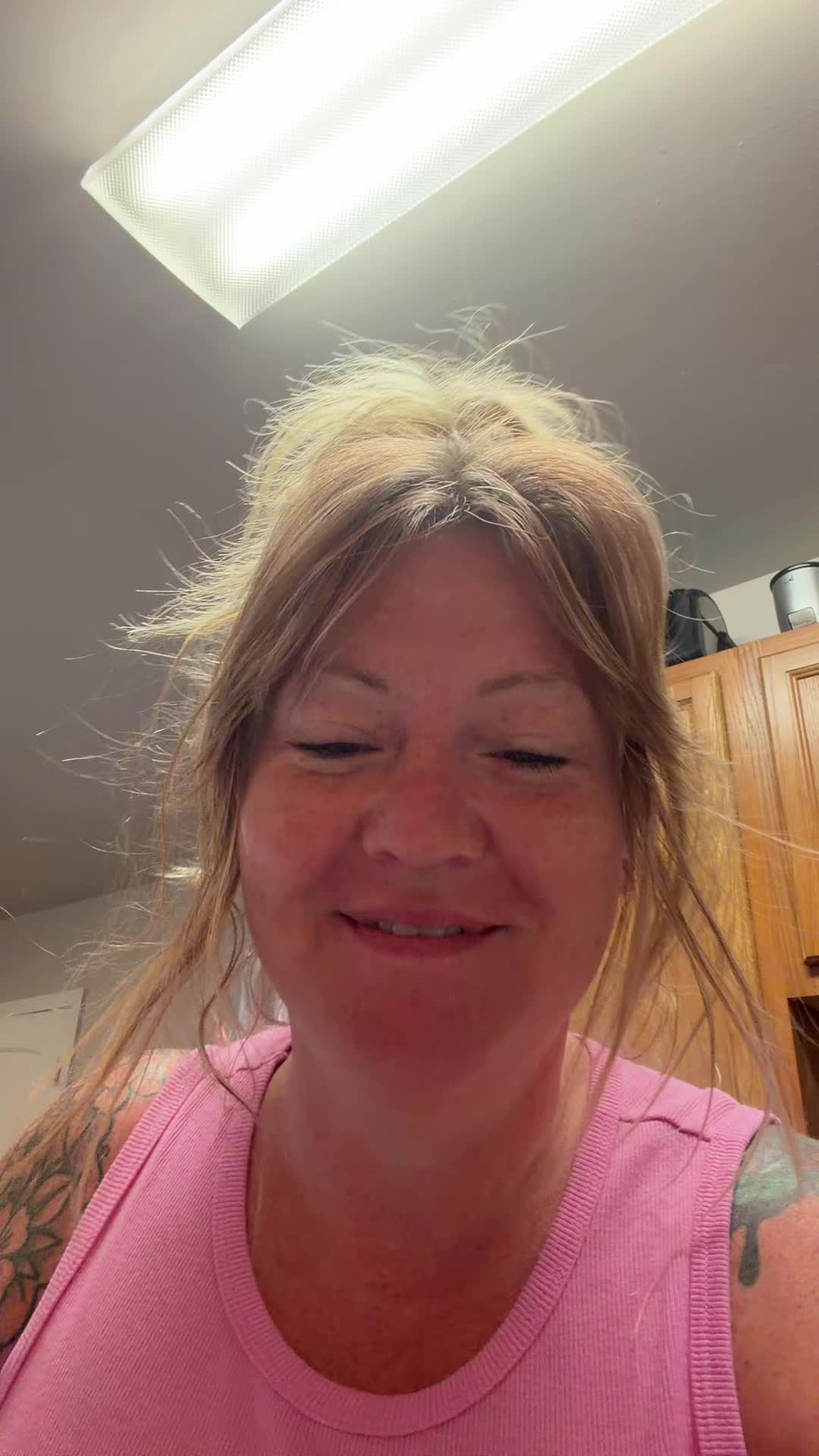 @lindsEy❤️🥳😂💅