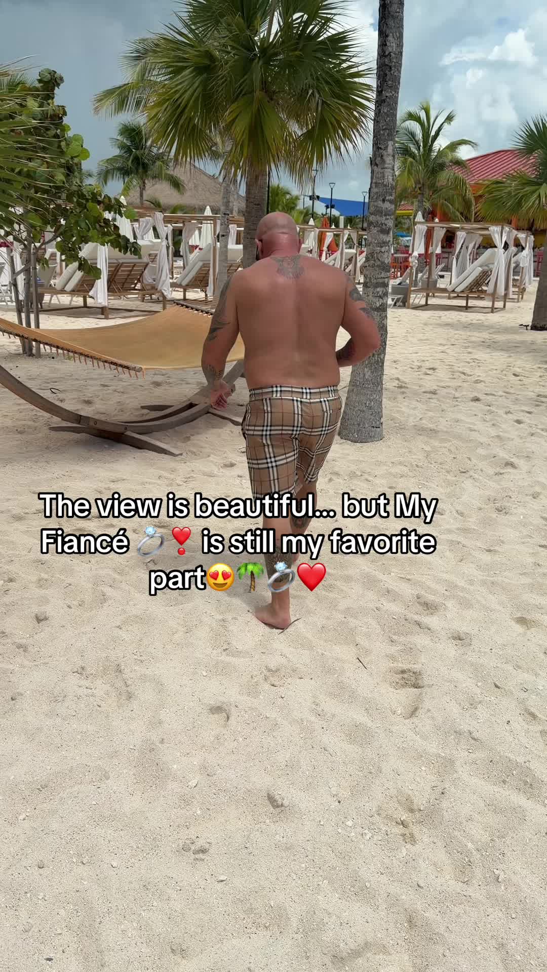 @MrandMrsHill