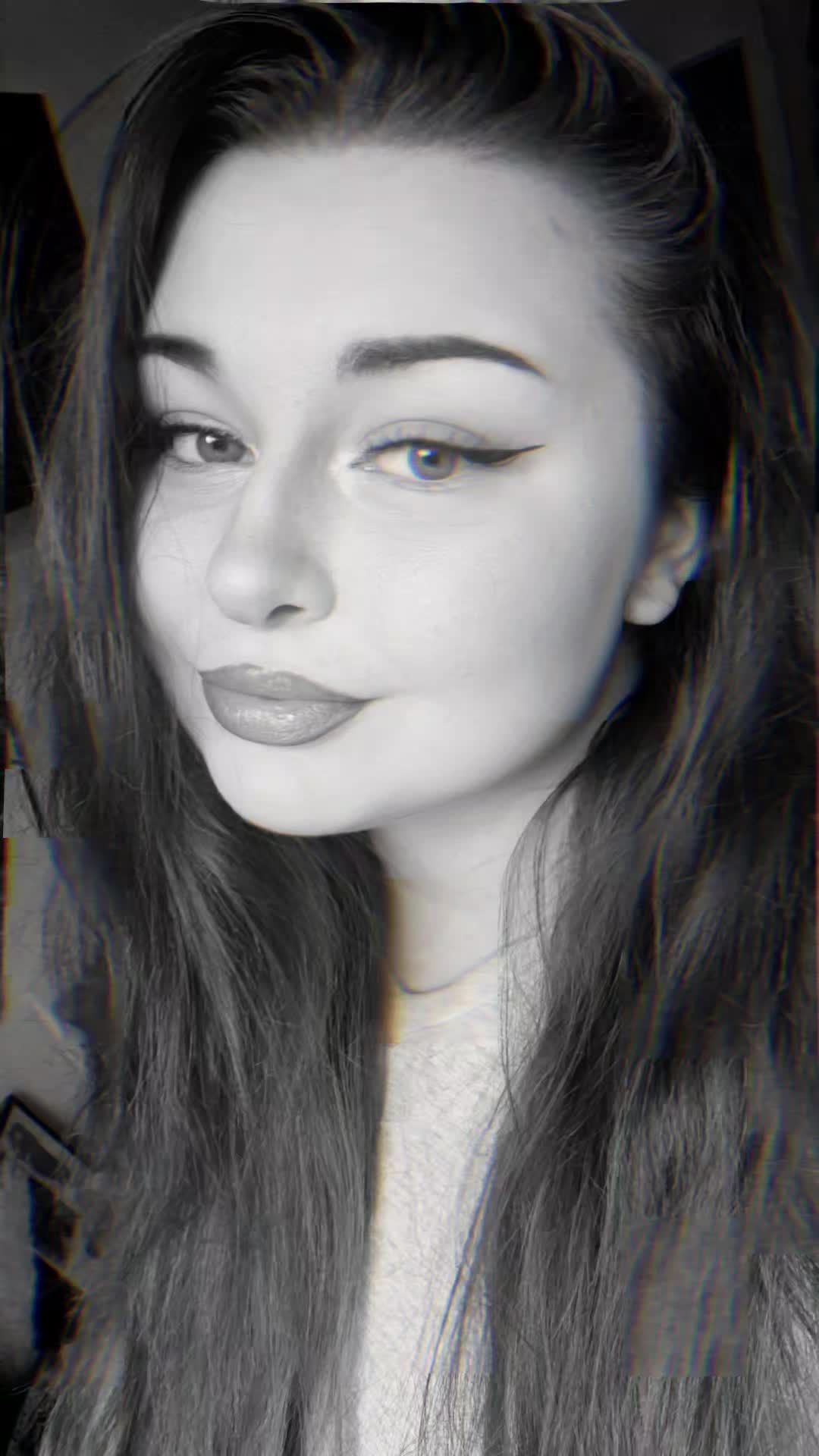@✞⌁✞
