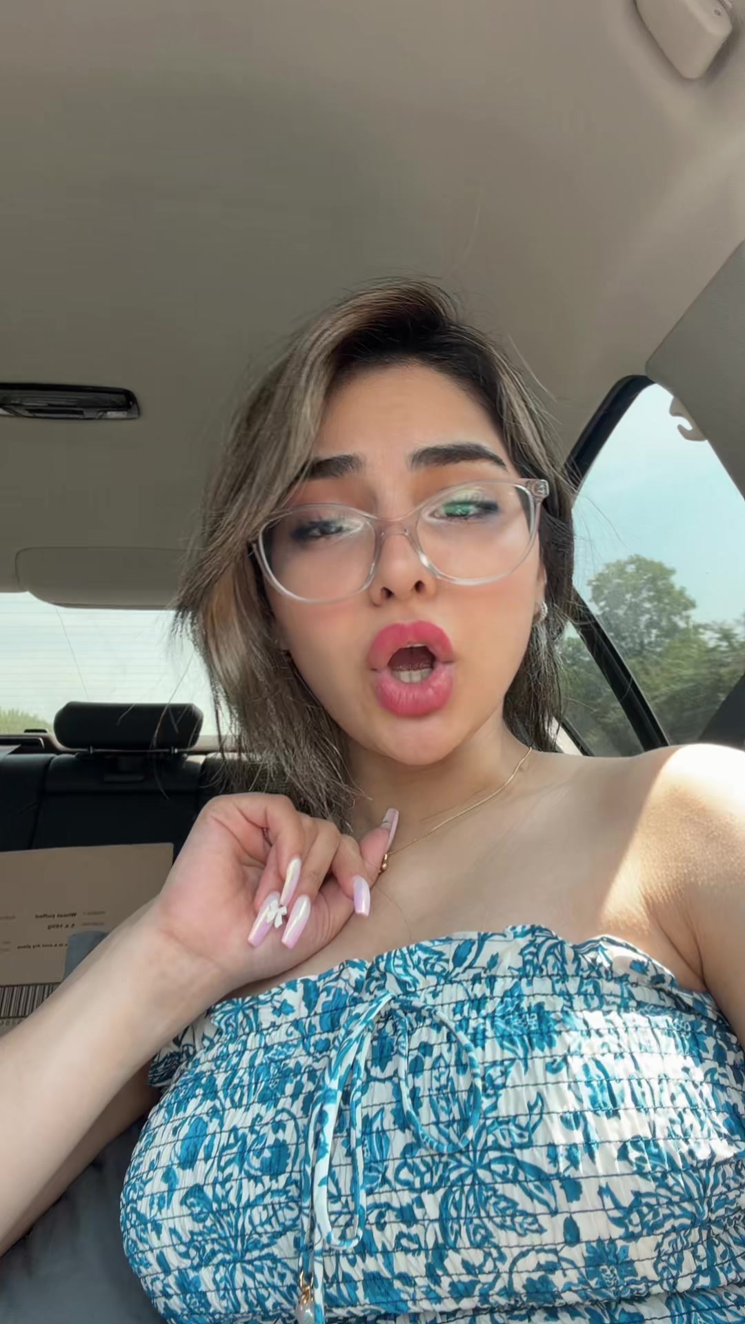 @sara_cr