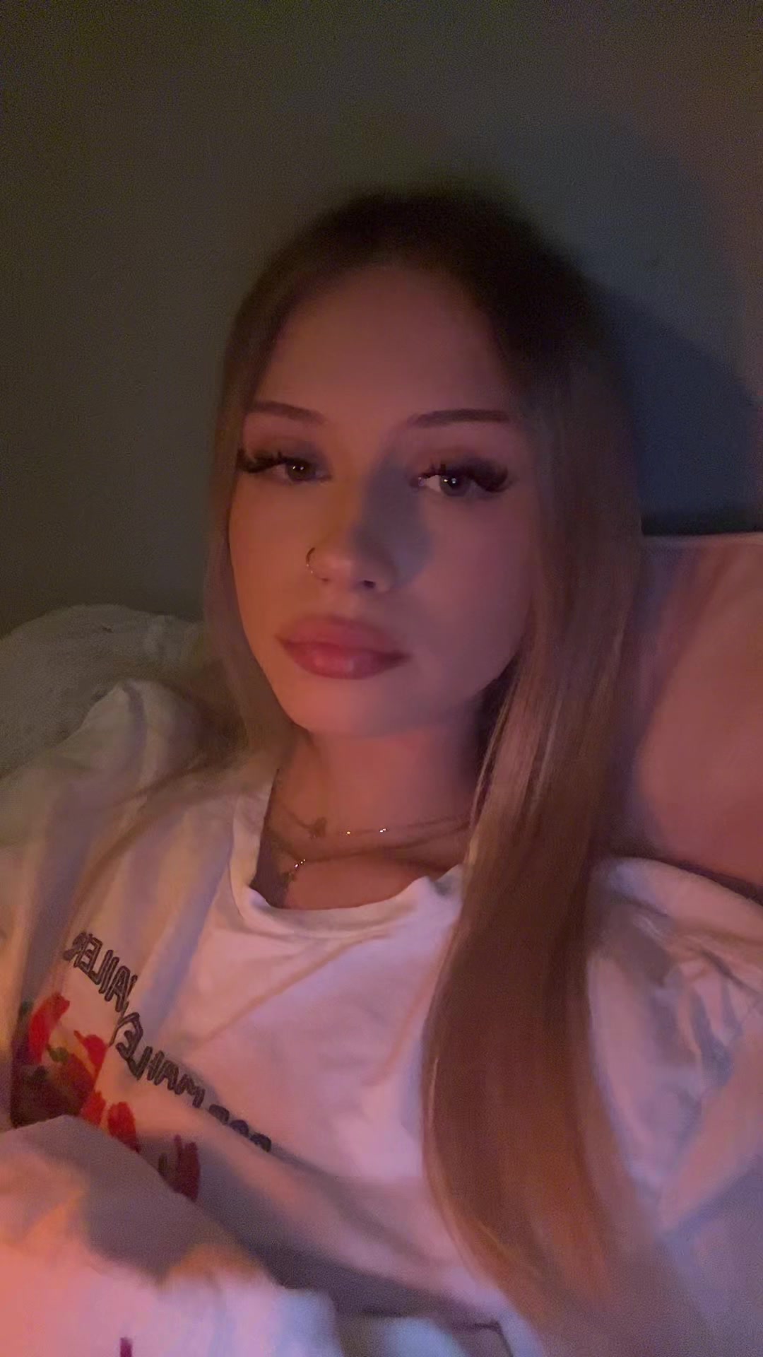 @𝐫
