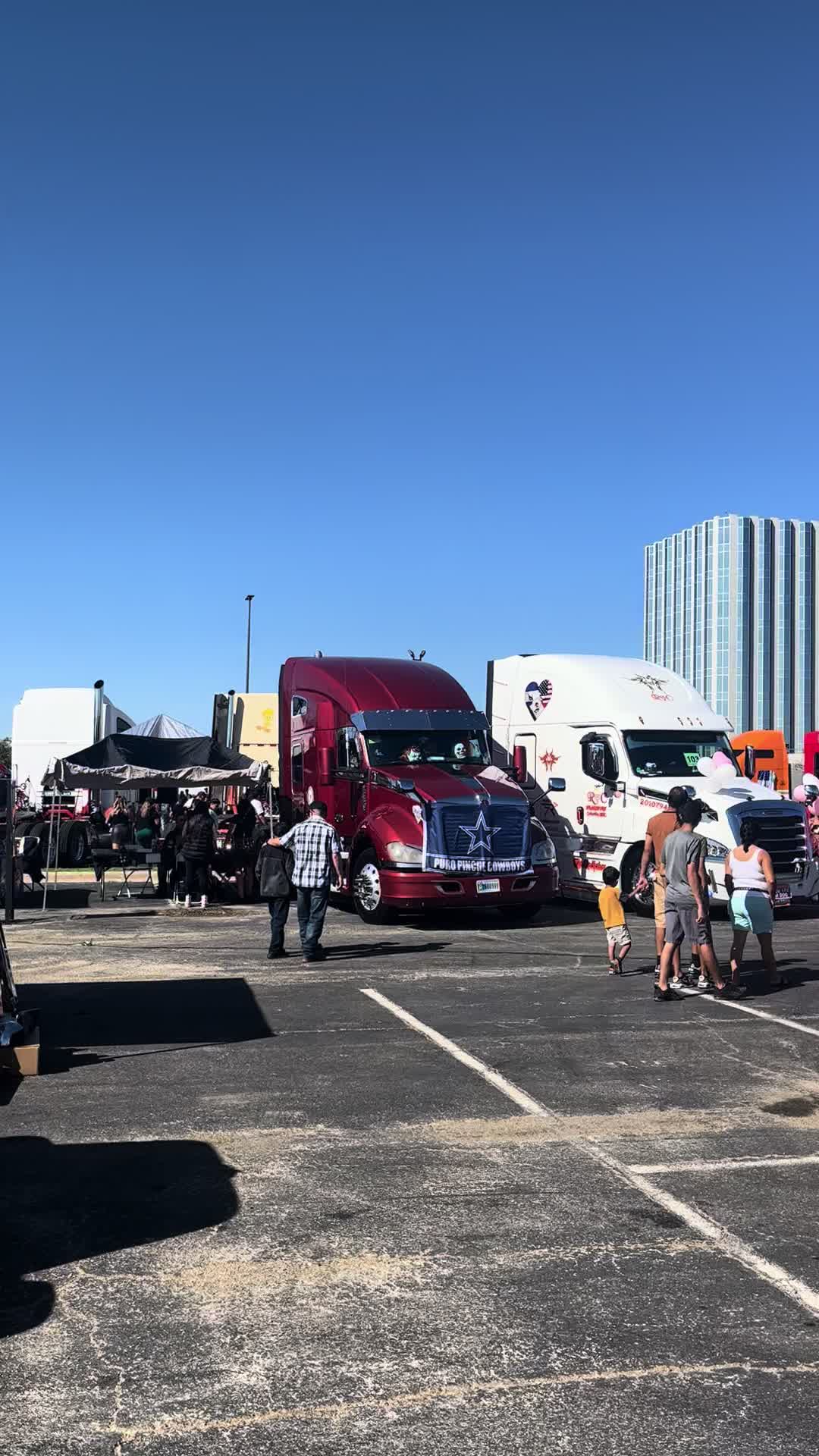 @TROKEROS PERRONES 🚛💪