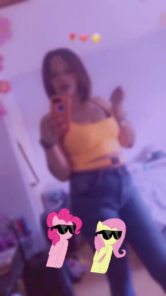@Halo🥀💋
