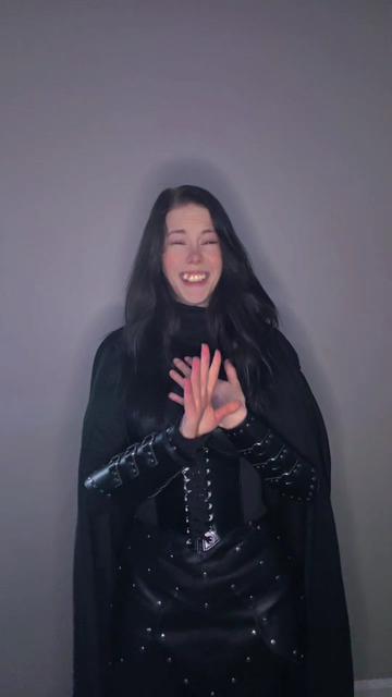 @FlowerDeathQueen