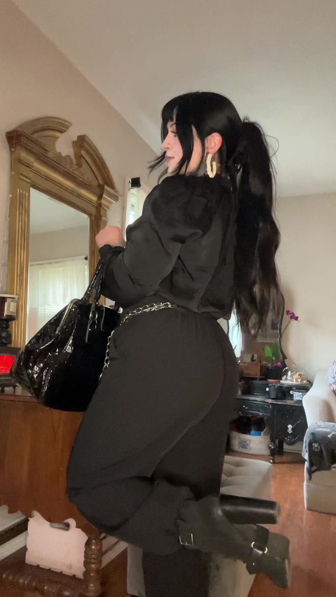 @🖤𝕹𝖆𝖔𝖒𝖎🖤