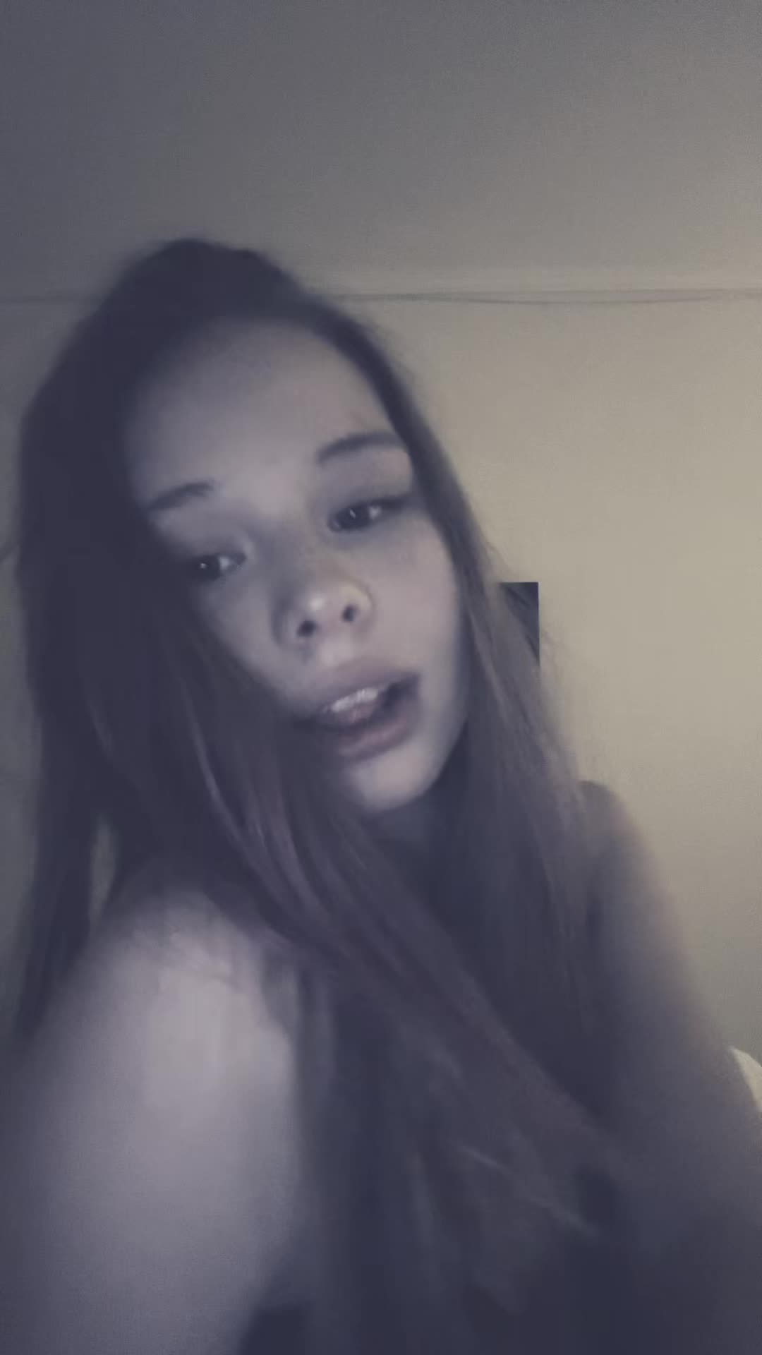 @варя