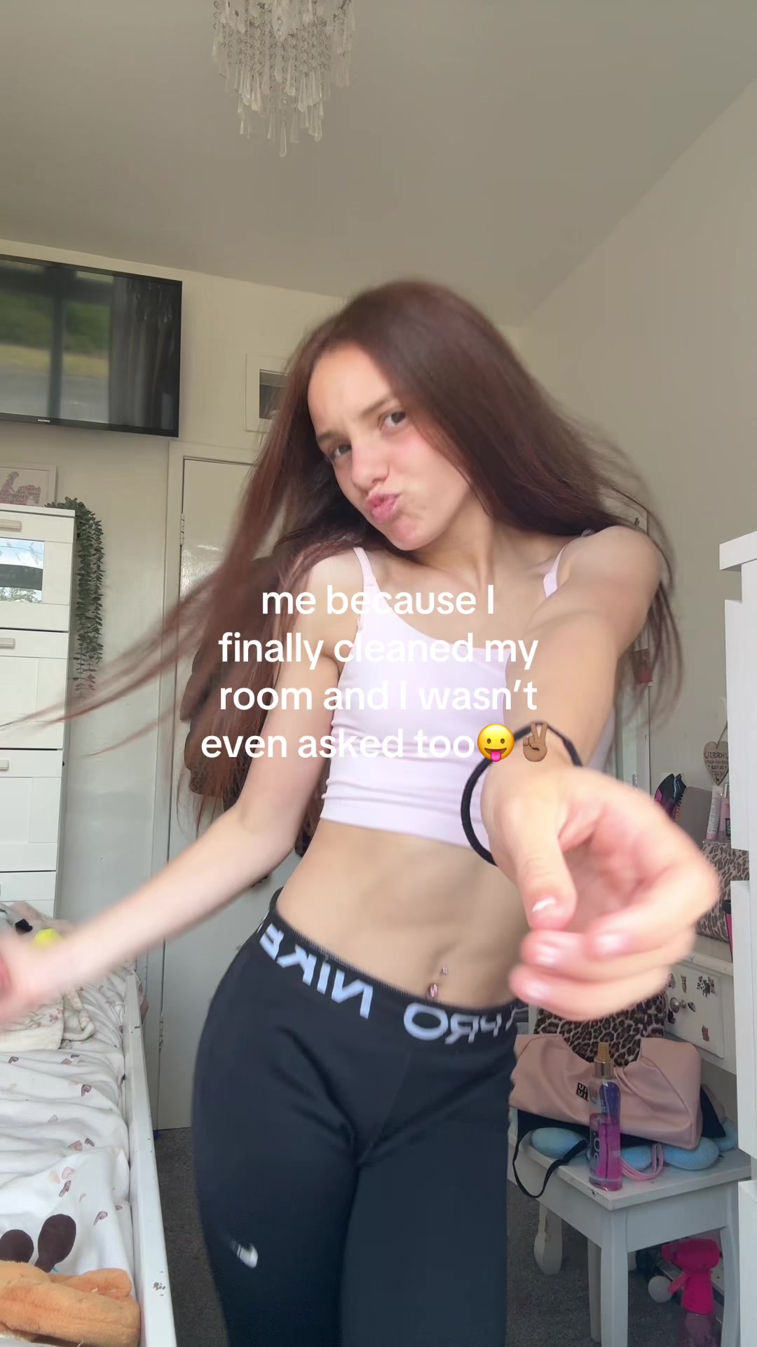 @ℒ🤍