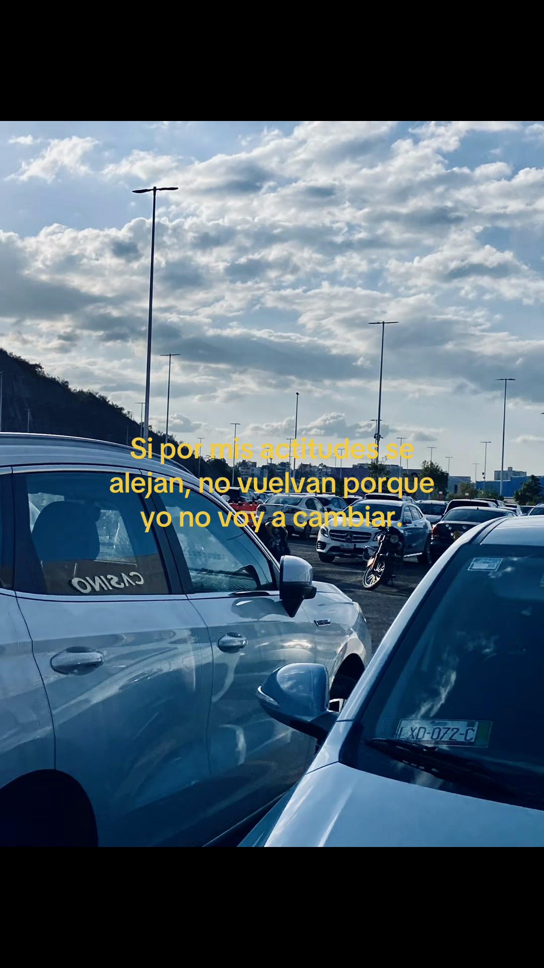 @ℳ𓂅ᨒ ☻