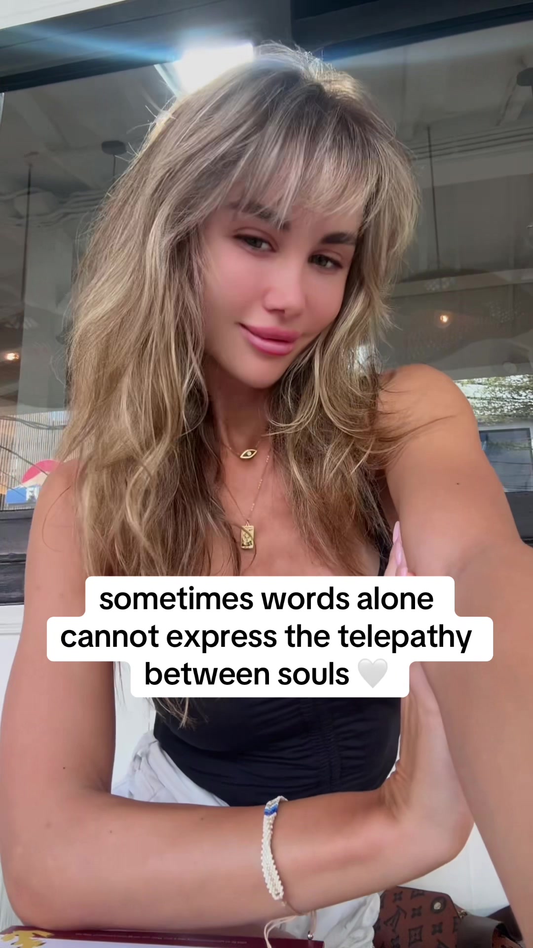 @Esma